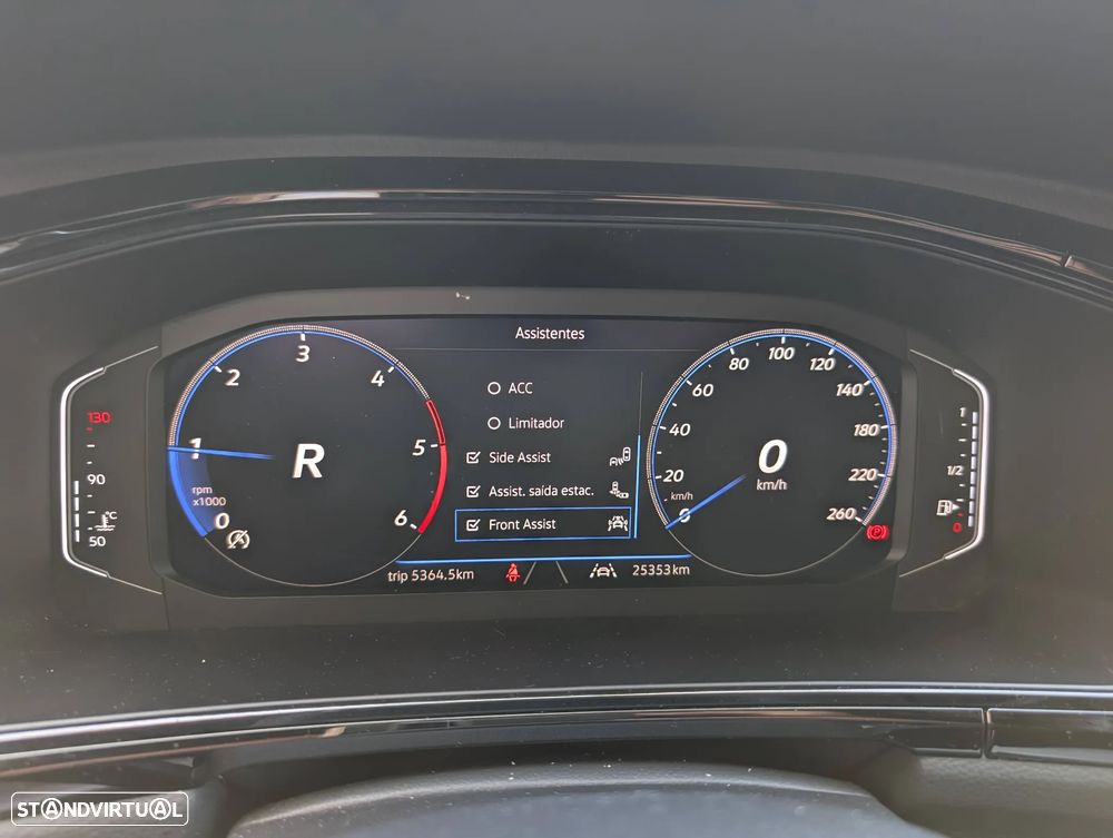 VW T-Roc 2.0 TDI R-Line DSG - 26