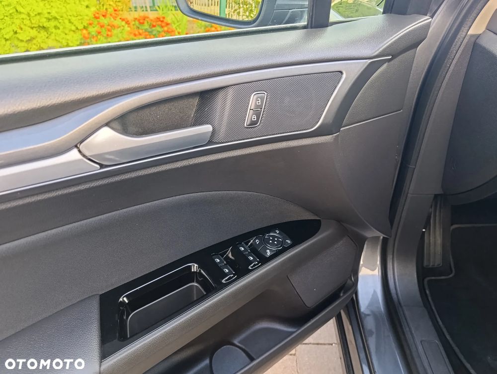 Ford Mondeo 2.0 EcoBlue Business Edition - 23