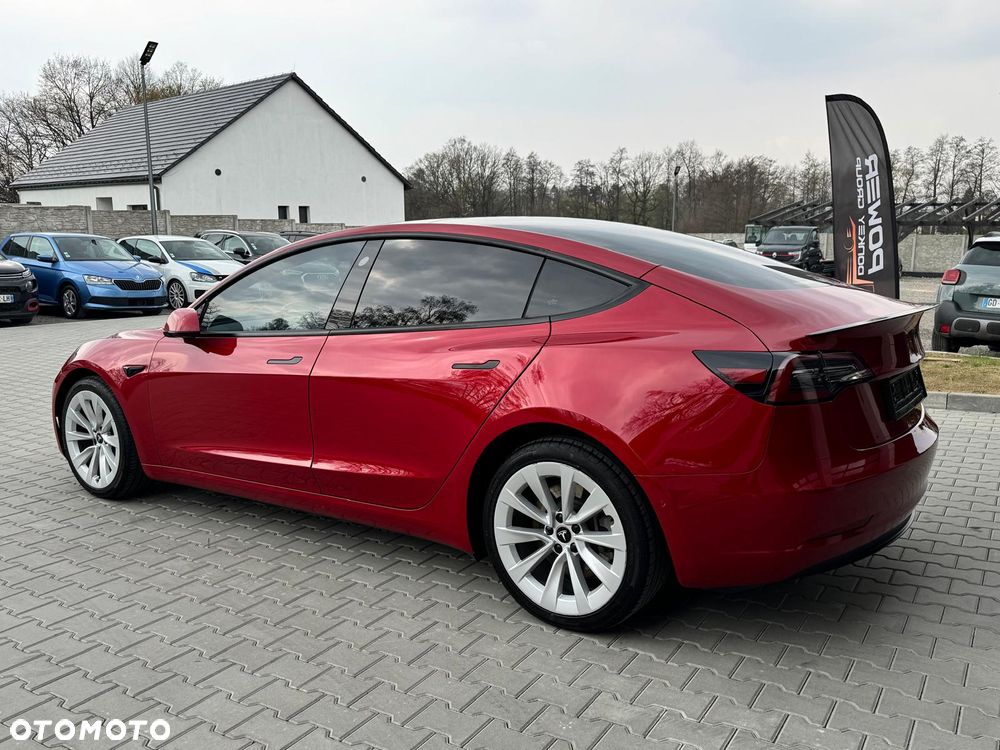 Tesla Model 3 - 12