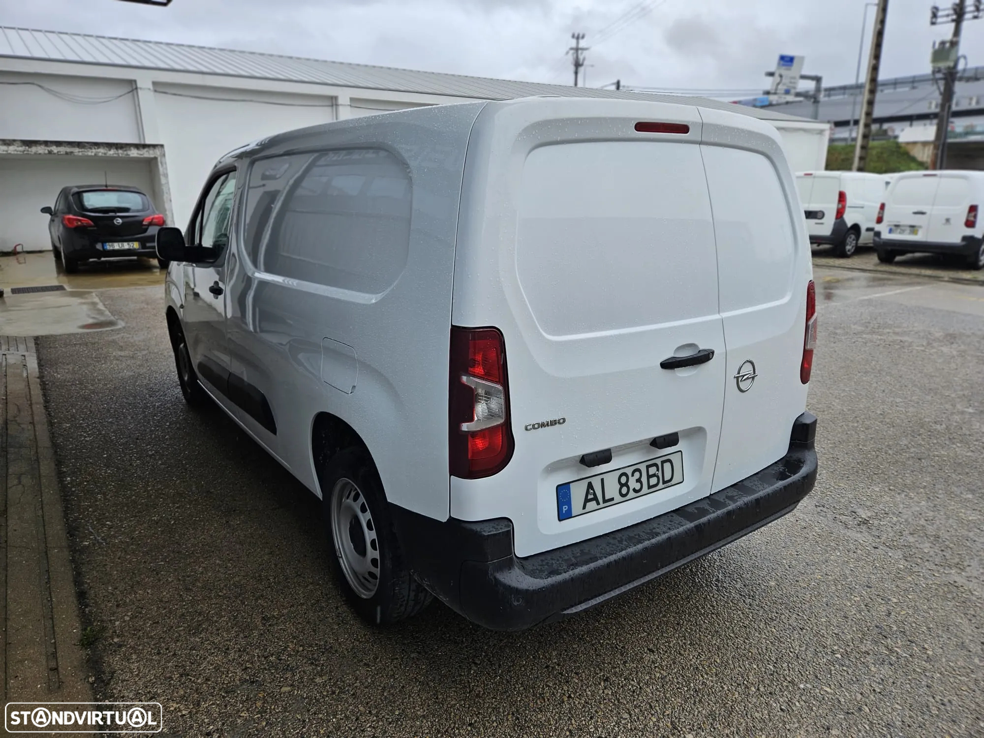 Opel Combo Maxi Longa 1.5CDTI 102cv L2 3Lugares Ecrã Central - 4