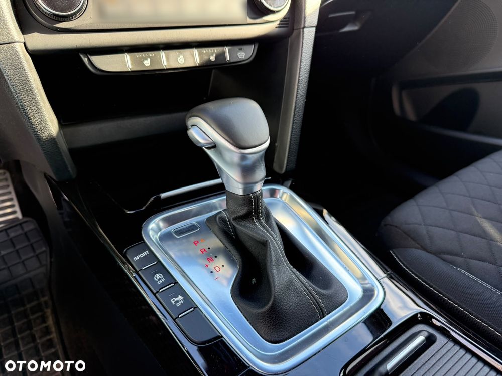 Kia ProCeed 1.4 T-GDI GT Line DCT - 23