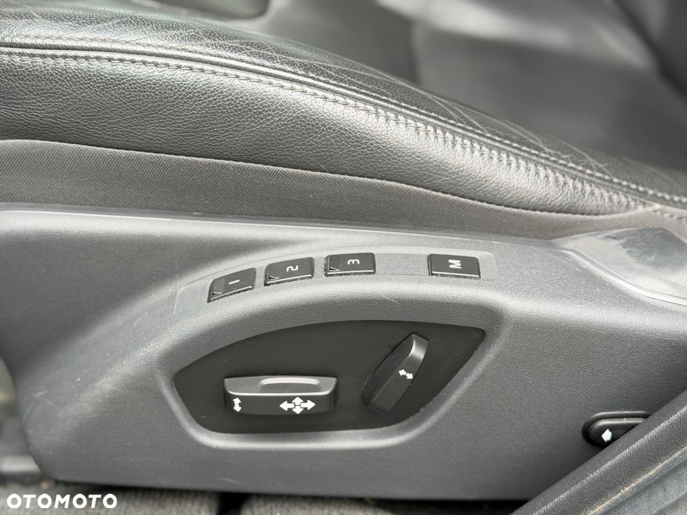 Volvo V60 D2 Geartronic Summum - 39