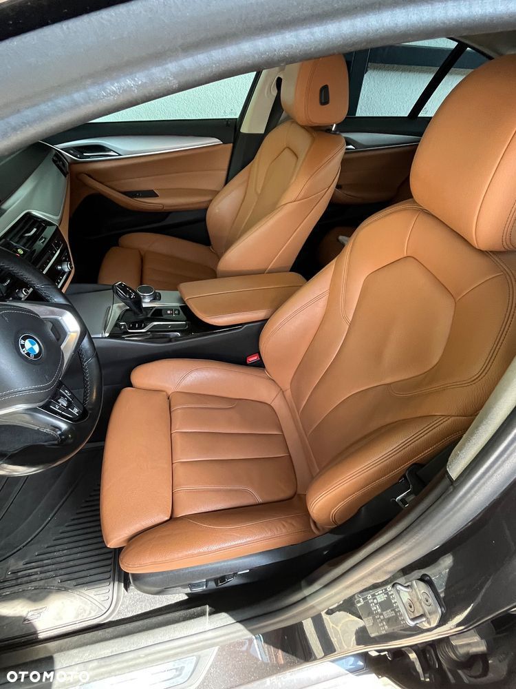 BMW Seria 5 520d - 5
