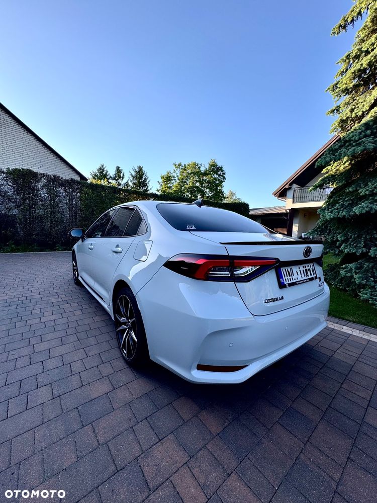 Toyota Corolla - 4