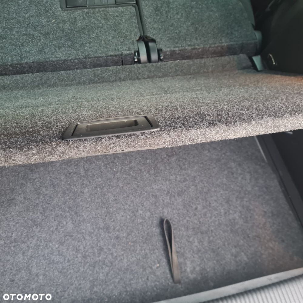 Volkswagen Golf Plus 1.2 TSI Team - 27