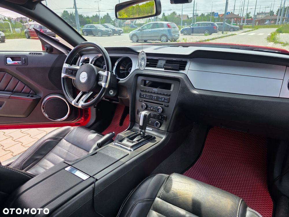 Ford Mustang 3.7 V6 Premium - 9