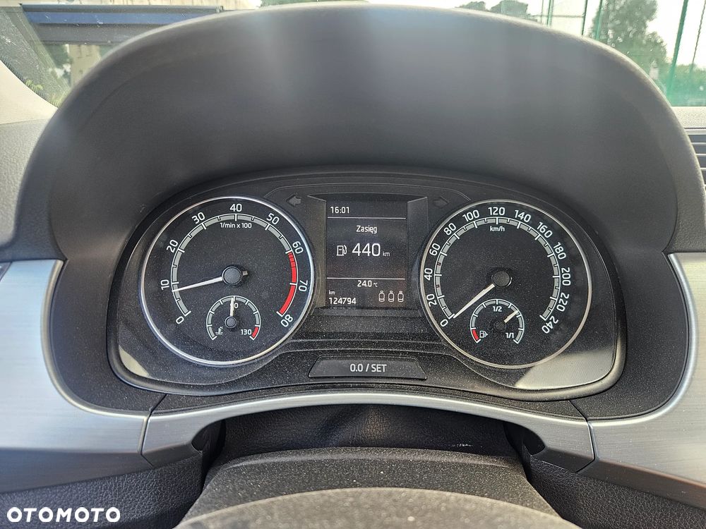 Skoda Fabia 1.0 Ambition - 35