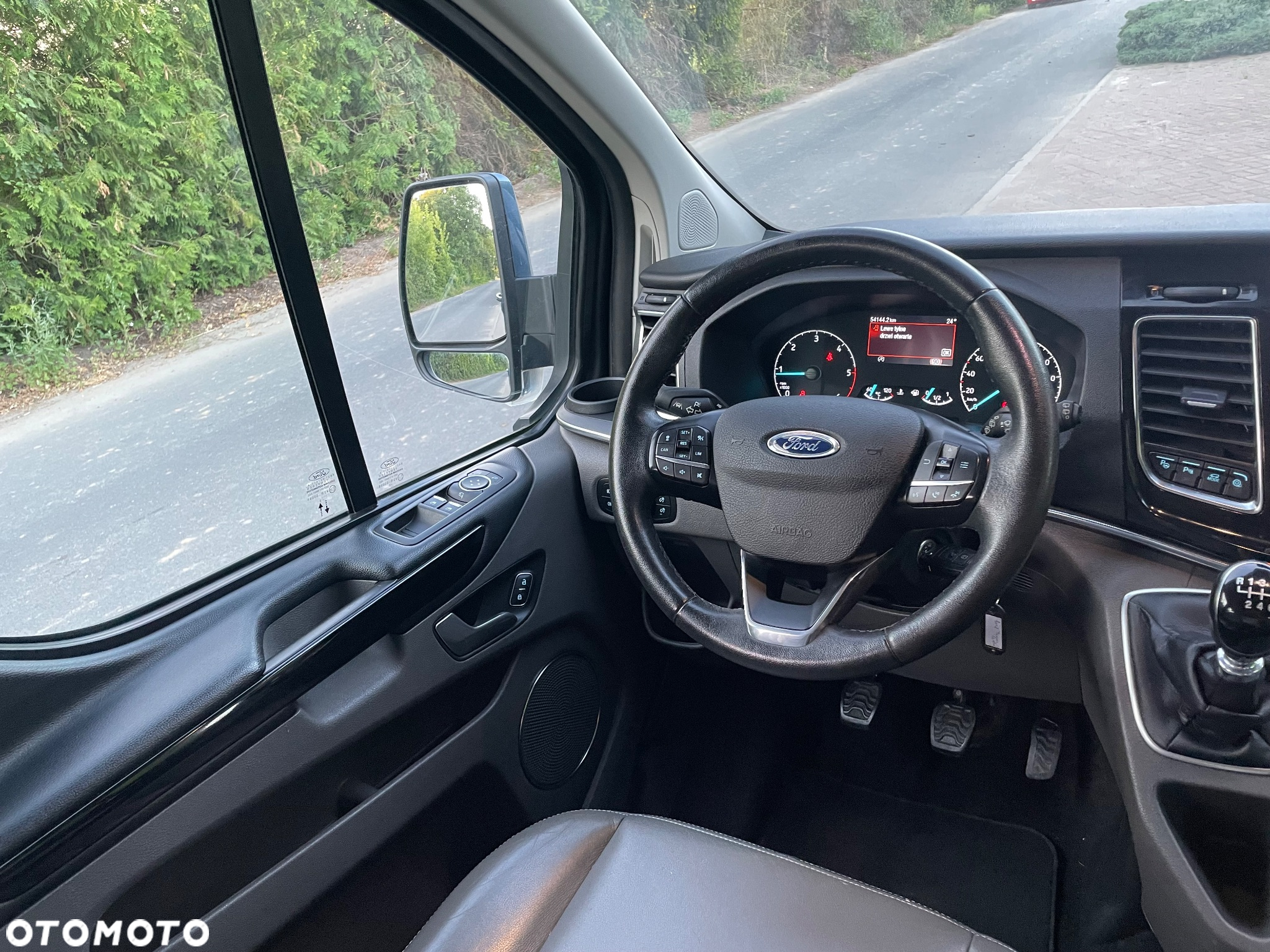 Ford Tourneo Custom 320 L2H1 VA MH Titanium X - 38