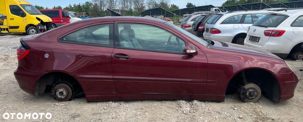 Mercedes C 200 KOMPRESSOR W203 Coupe (567U) części maska zderzak błotnik lampy drzwi klapa fotele deska - 5