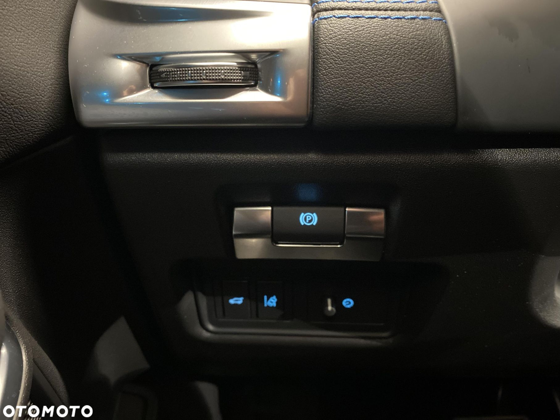 Jaguar E-Pace 2.0 i4P AWD R-Dynamic HSE - 19