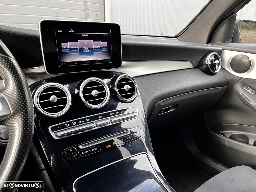 Mercedes-Benz GLC 250 d 4Matic 9G-TRONIC AMG Line - 12