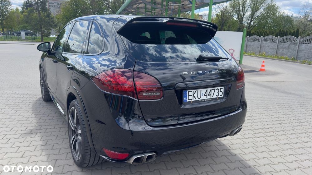 Porsche Cayenne Platinum Edition - 11