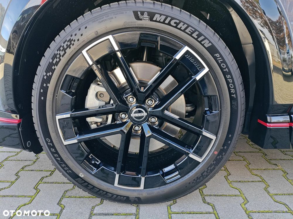 Nissan Ariya 87kWh E-4orce Nismo - 18