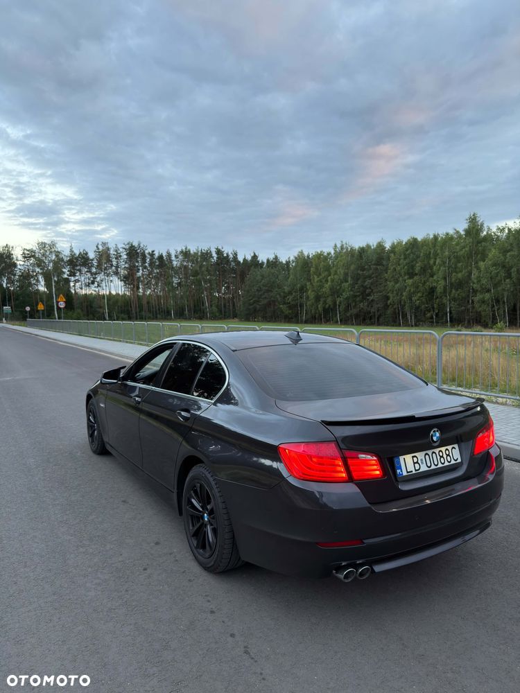 BMW Seria 5 520d - 4