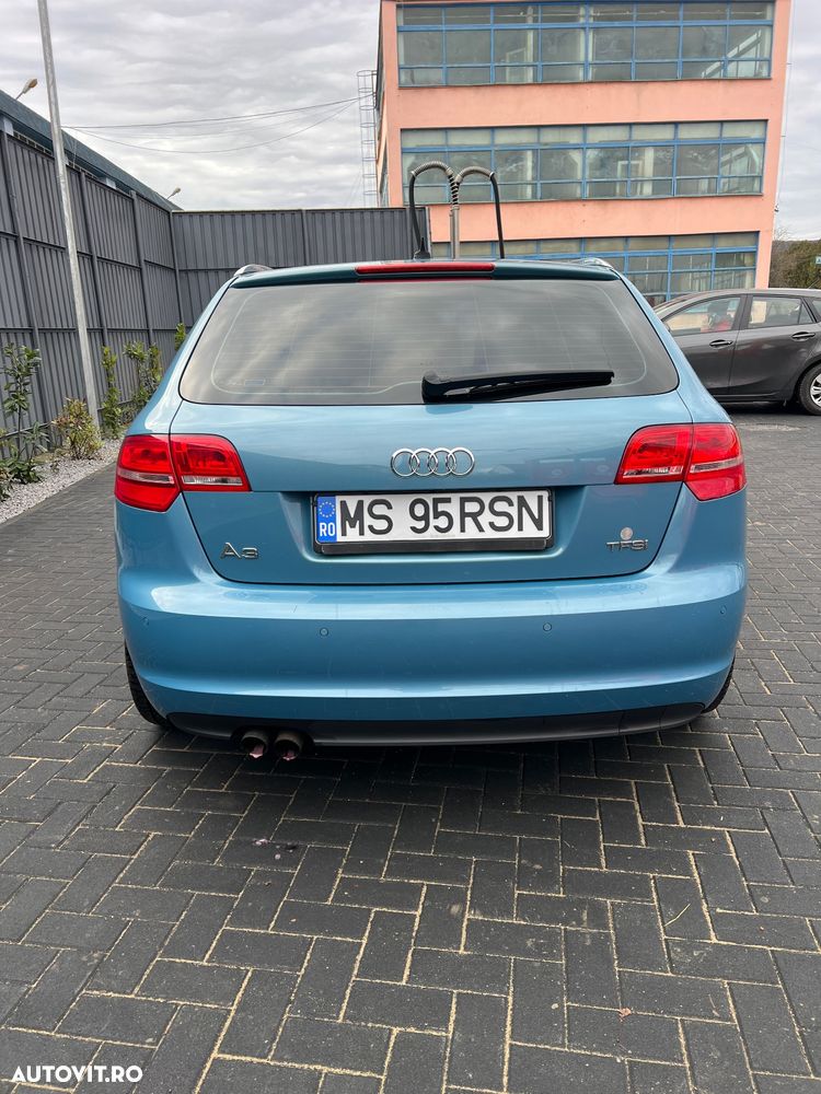 Audi A3 1.4 TFSI Sportback S line Sportpaket - 4
