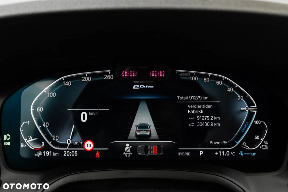 BMW Seria 3 330e Sport - 24