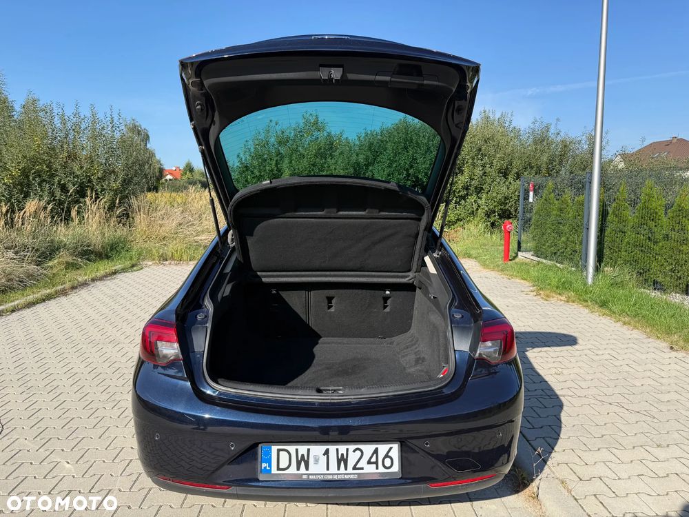 Opel Insignia 1.5 T Elite S&S - 13