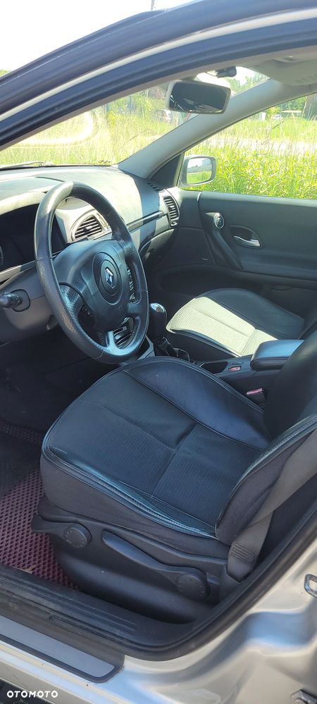 Renault Laguna - 5