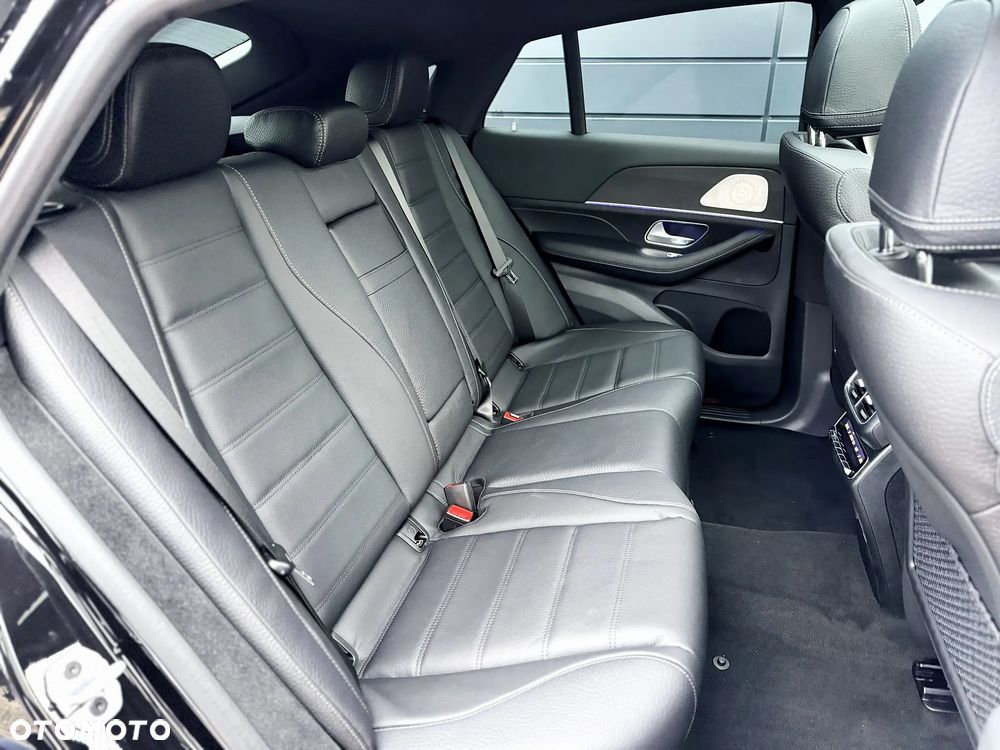 Mercedes-Benz GLE - 27