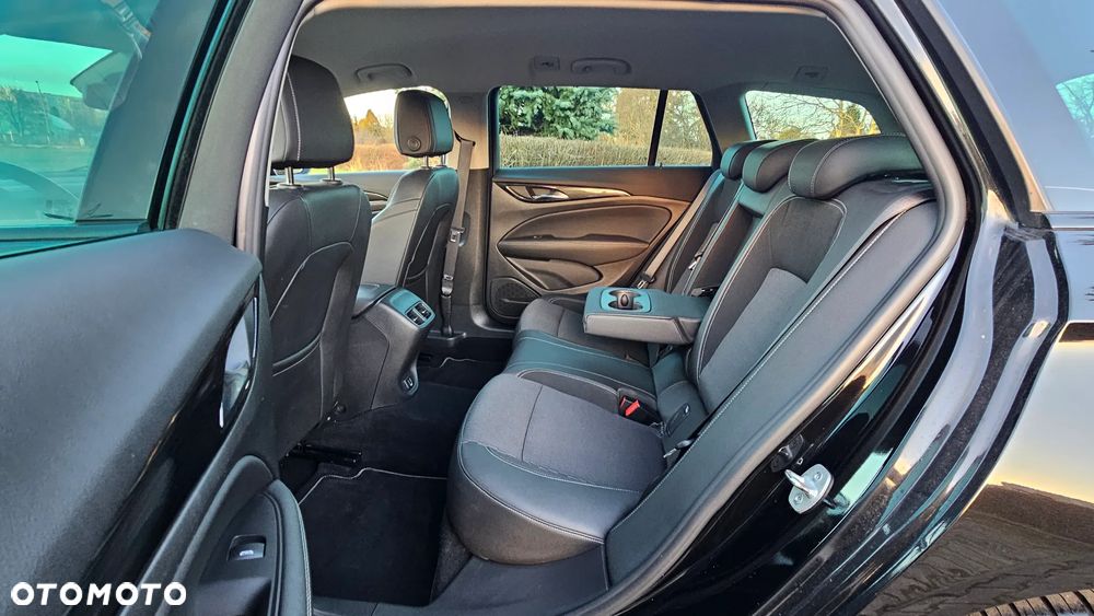 Opel Insignia 2.0 Automatik Business Innovation - 31