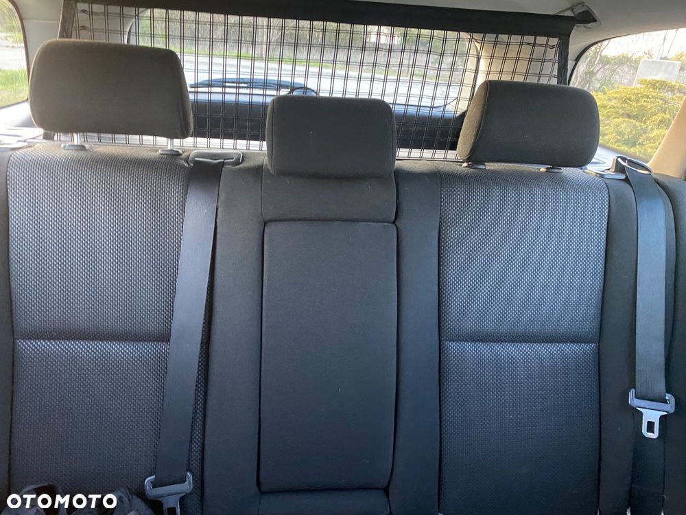 Toyota Avensis 1.8 VVT-i Sol - 27