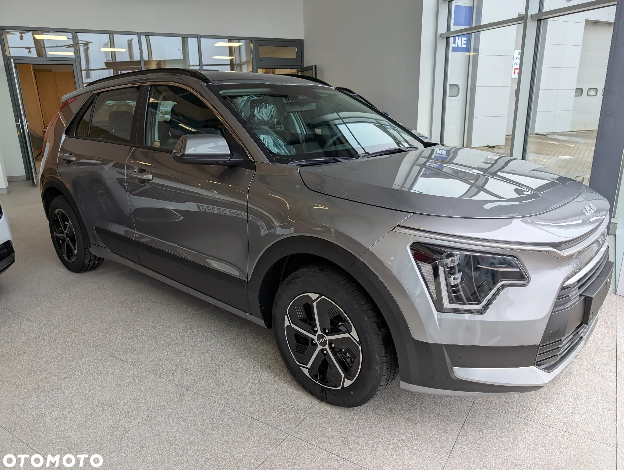 Kia Niro 1.6 GDI Hybrid M - 4