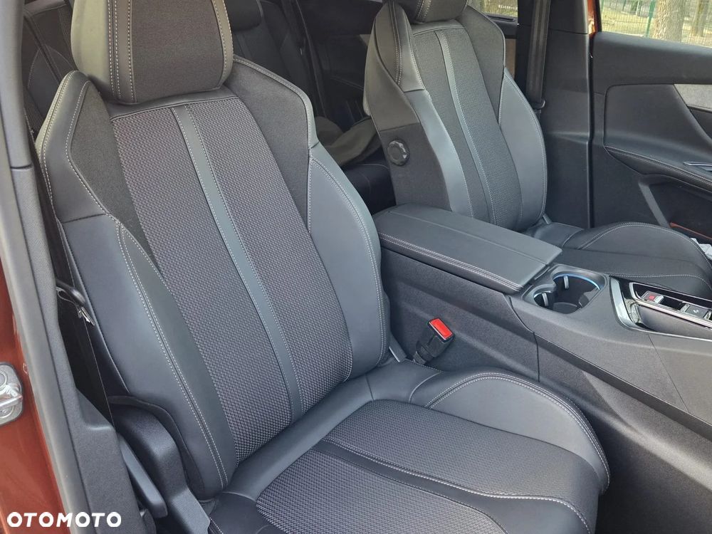 Peugeot 5008 BlueHDi 130 EAT8 GT - 16
