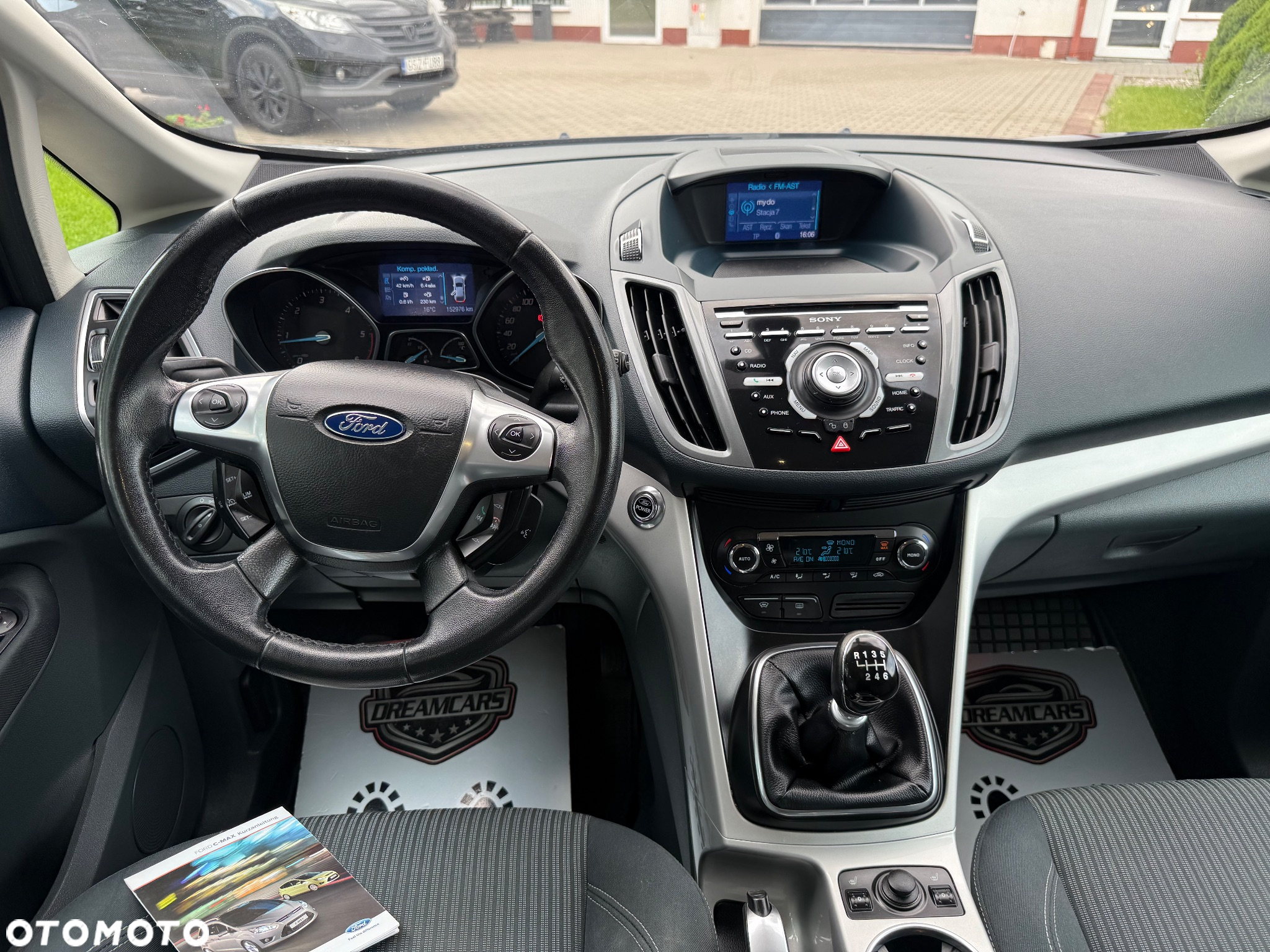 Ford Grand C-MAX - 21