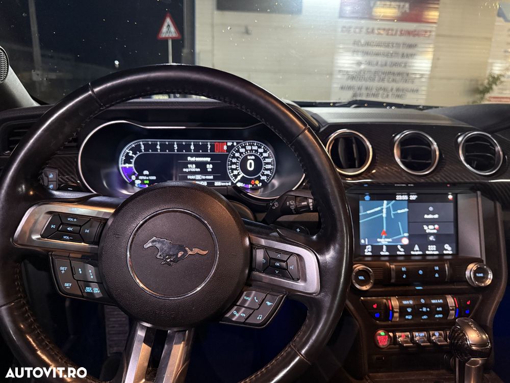 Ford Mustang - 21