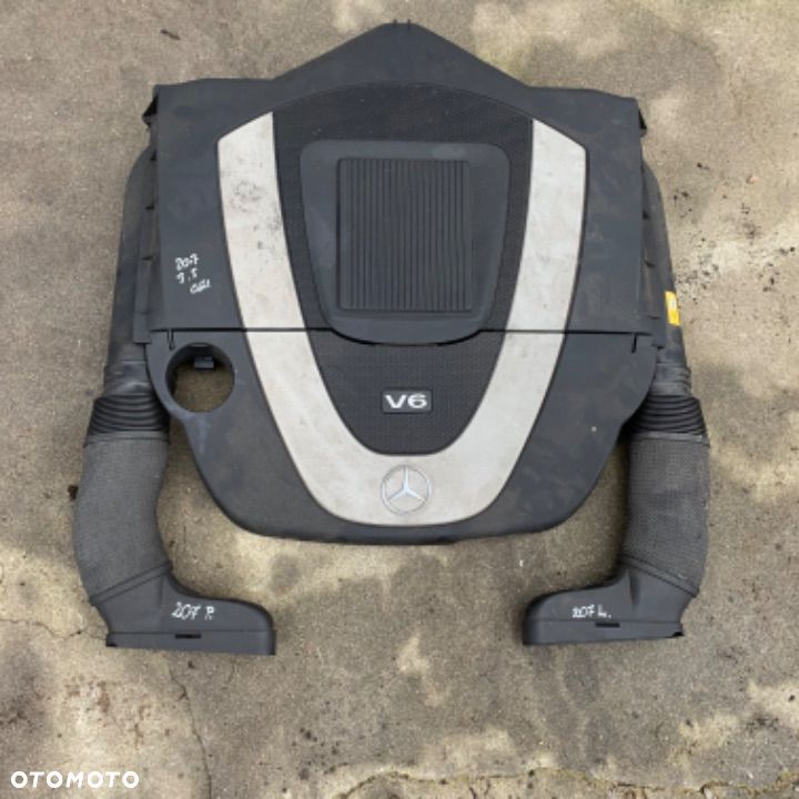 MERCEDES  350 cdi m272 osłona górna  silnika  filtra powietrza  3,5 CGI