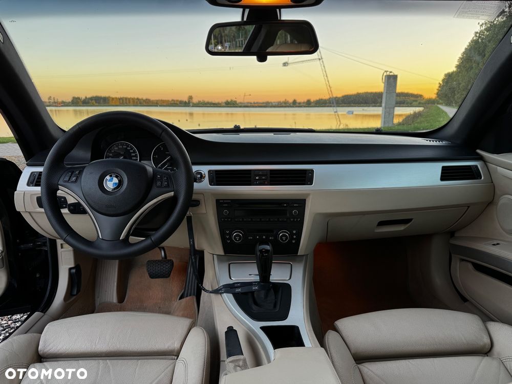 BMW Seria 3 320d Coupe - 8