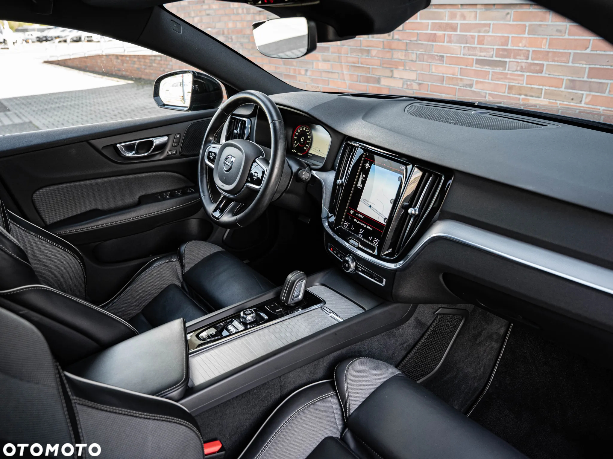 Volvo V60 B3 B Geartronic RDesign - 24