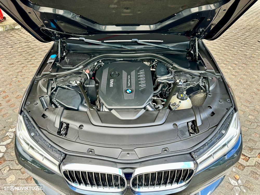 BMW 730 Ld Pack M - 17