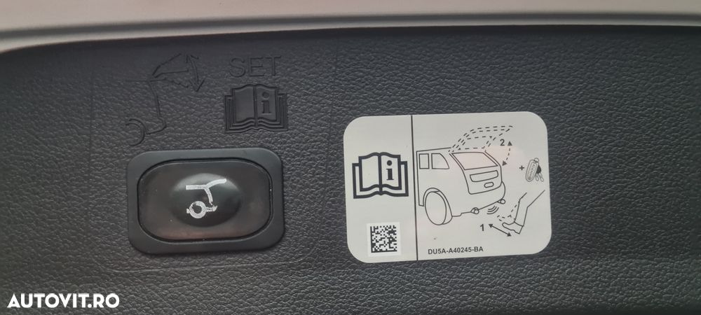 Ford Kuga 2.0 TDCi 2WD Titanium - 15