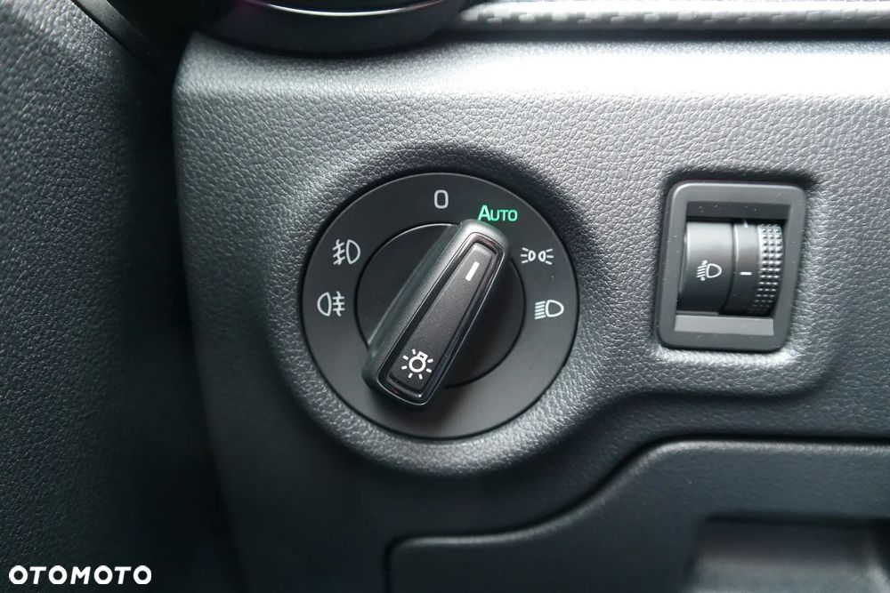 Skoda Fabia 1.0 TSI Monte Carlo - 20