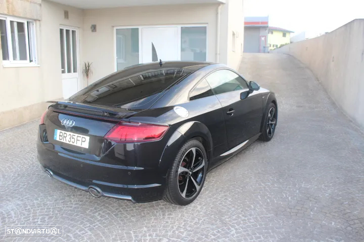 Audi TT Coupé 2.0 TDI S-line - 4