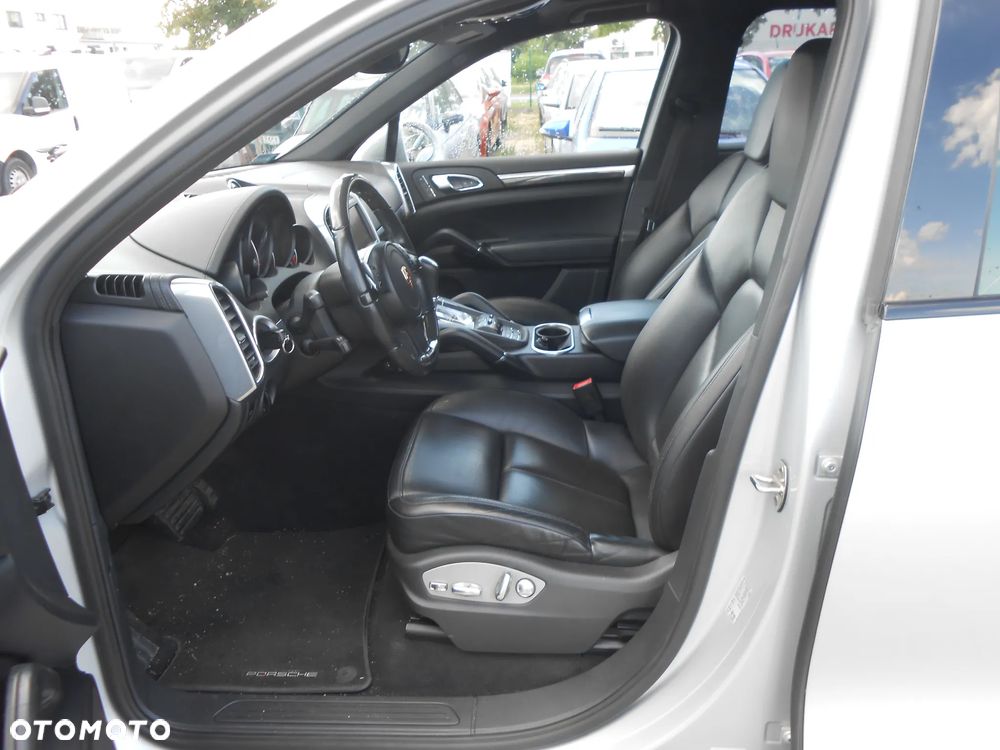 Porsche Cayenne Diesel Platinum Edition - 11