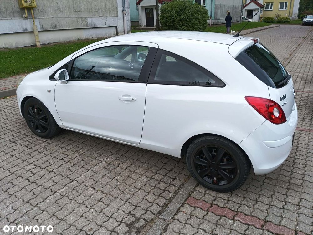 Opel Corsa 1.4 16V Enjoy - 2