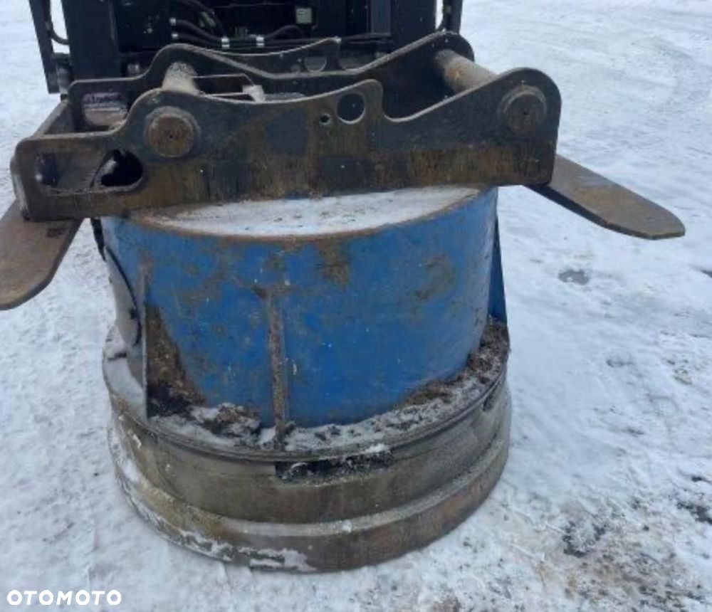 Sennebogen 821 E - 11