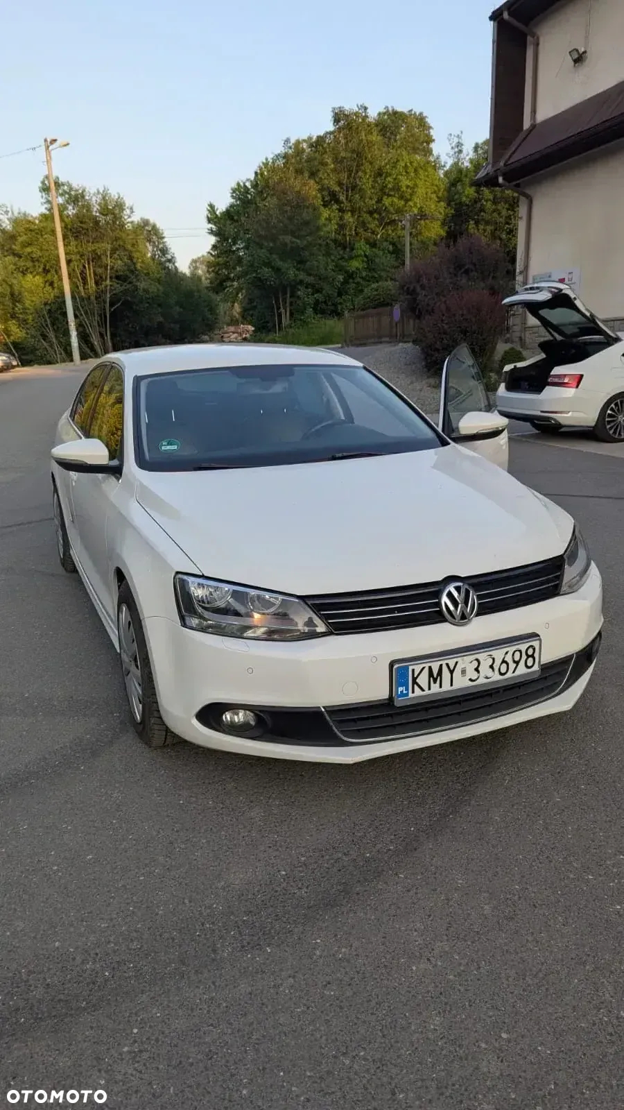 Volkswagen Jetta 2.0 TDI DSG Highline - 4