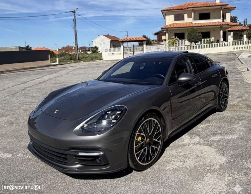 Porsche Panamera 4 S - 6