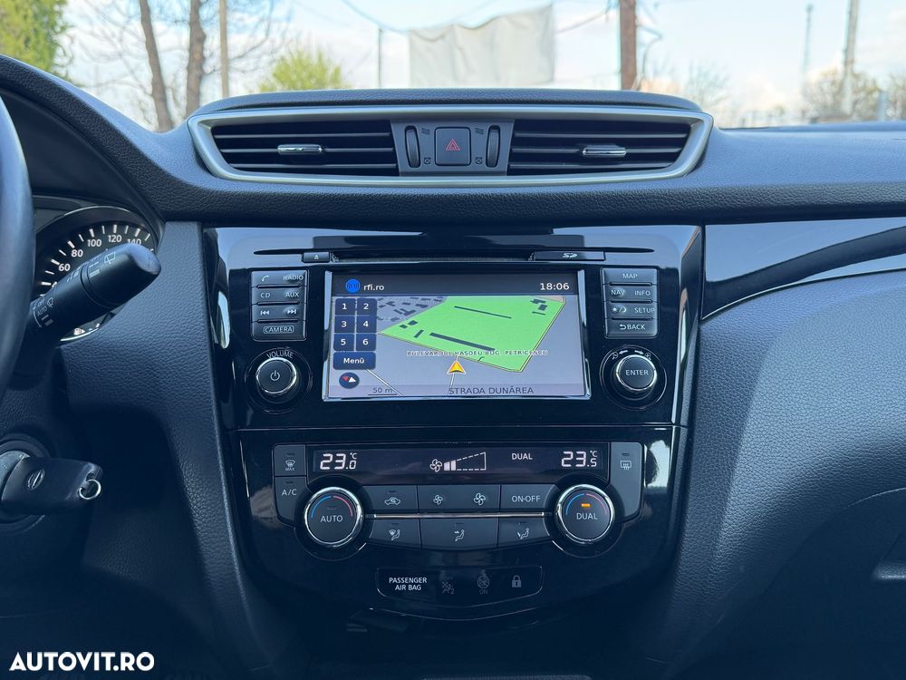 Nissan Qashqai 1.6 DCI TEKNA+ - 16