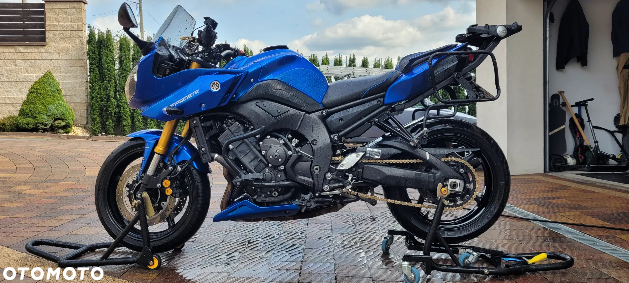 Yamaha FZ8 - 2