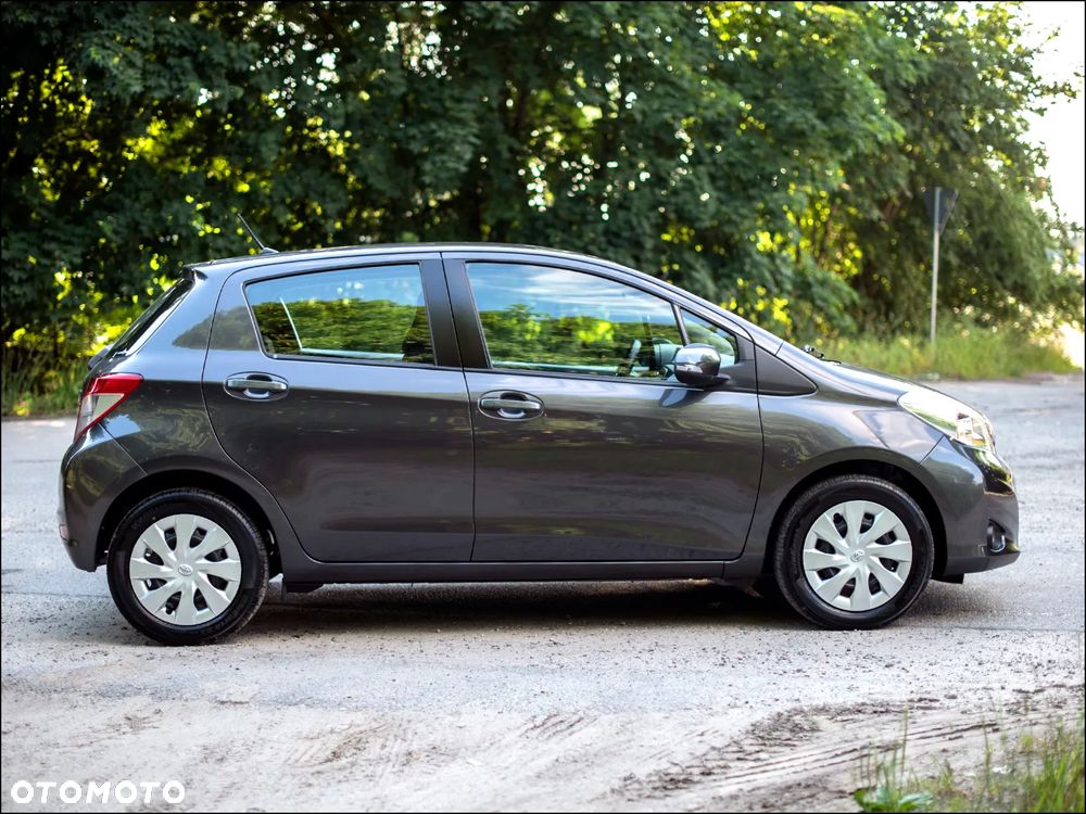 Toyota Yaris - 5