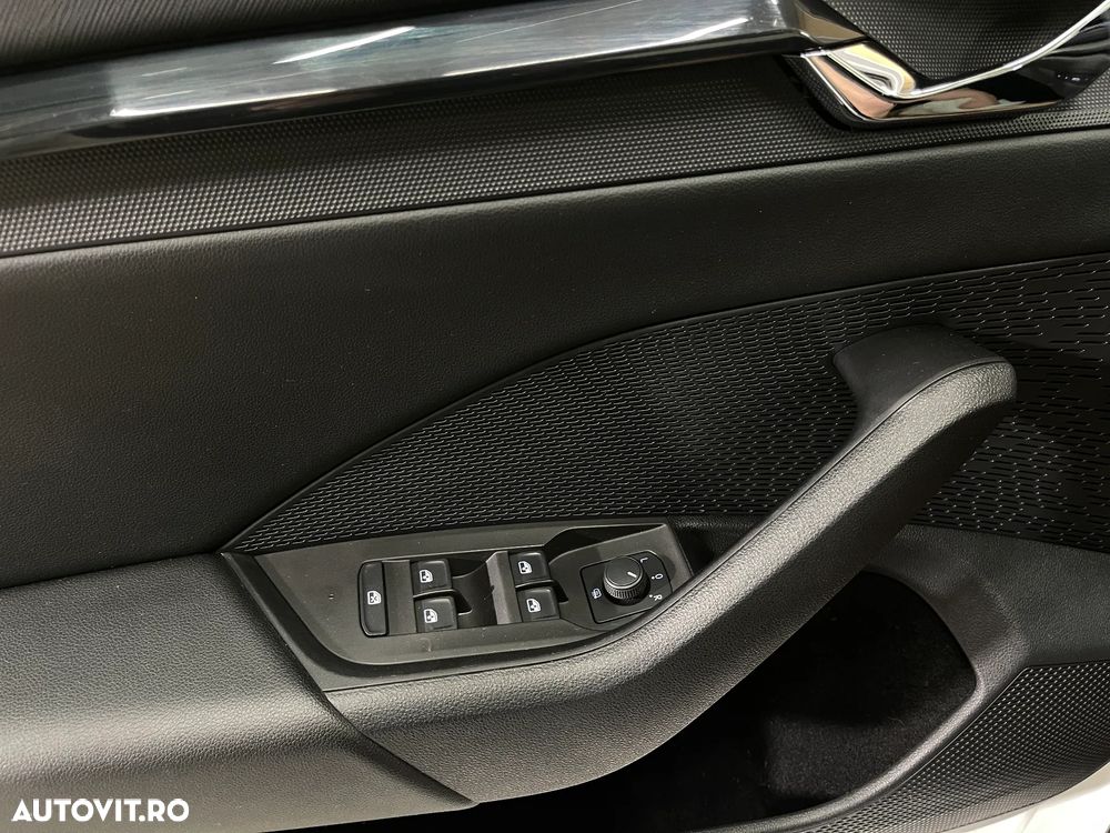 Skoda Octavia 2.0 TDI DSG Ambition - 17