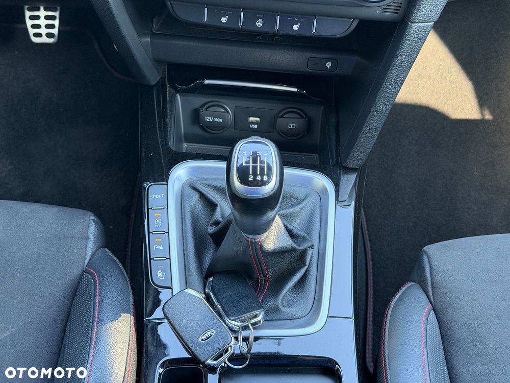 Kia Ceed 1.6 T-GDI GT-Challenge - 23