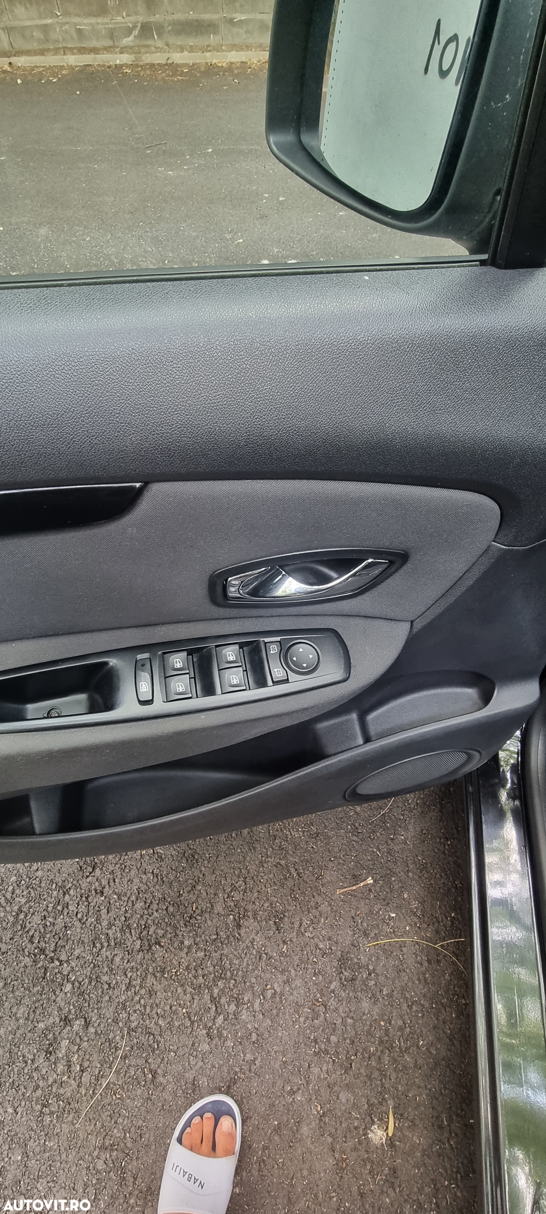 Renault Scenic - 16