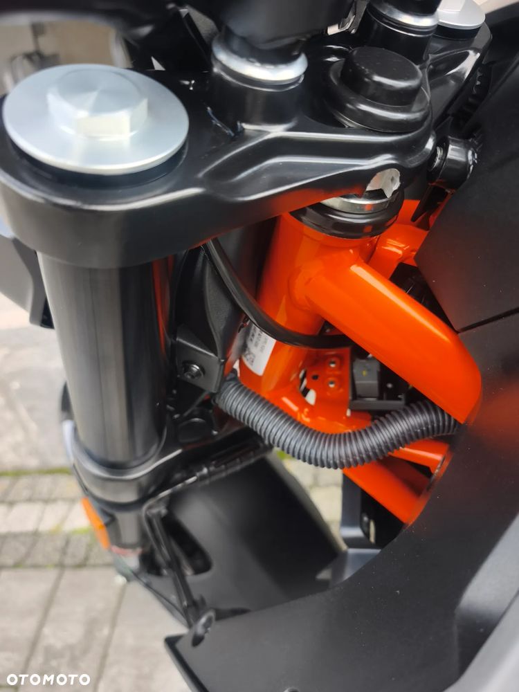 KTM Duke 390 - 25