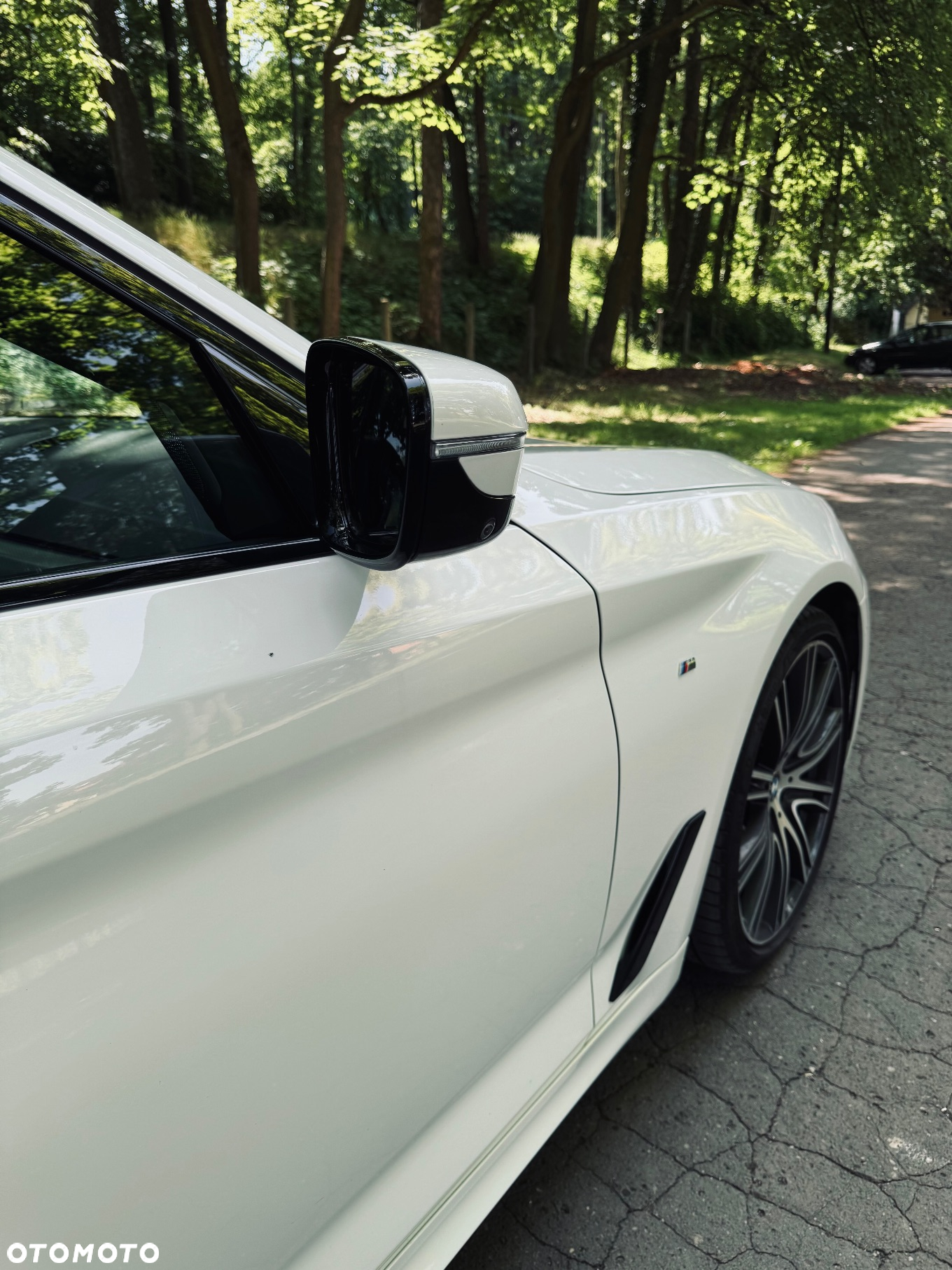 BMW Seria 5 520d Touring M Sport Edition - 17