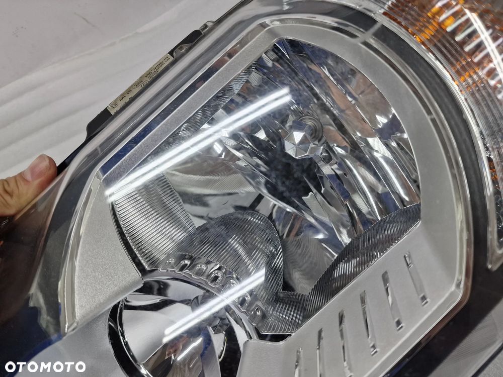 LAND ROVER FREELANDER II 06-11  LEWA LAMPA PRZEDNIA PRZÓD , NR 6H52-13W030-AC , ANGLIK / ANGIELSKA , NR AUKCJI LA635 - 11